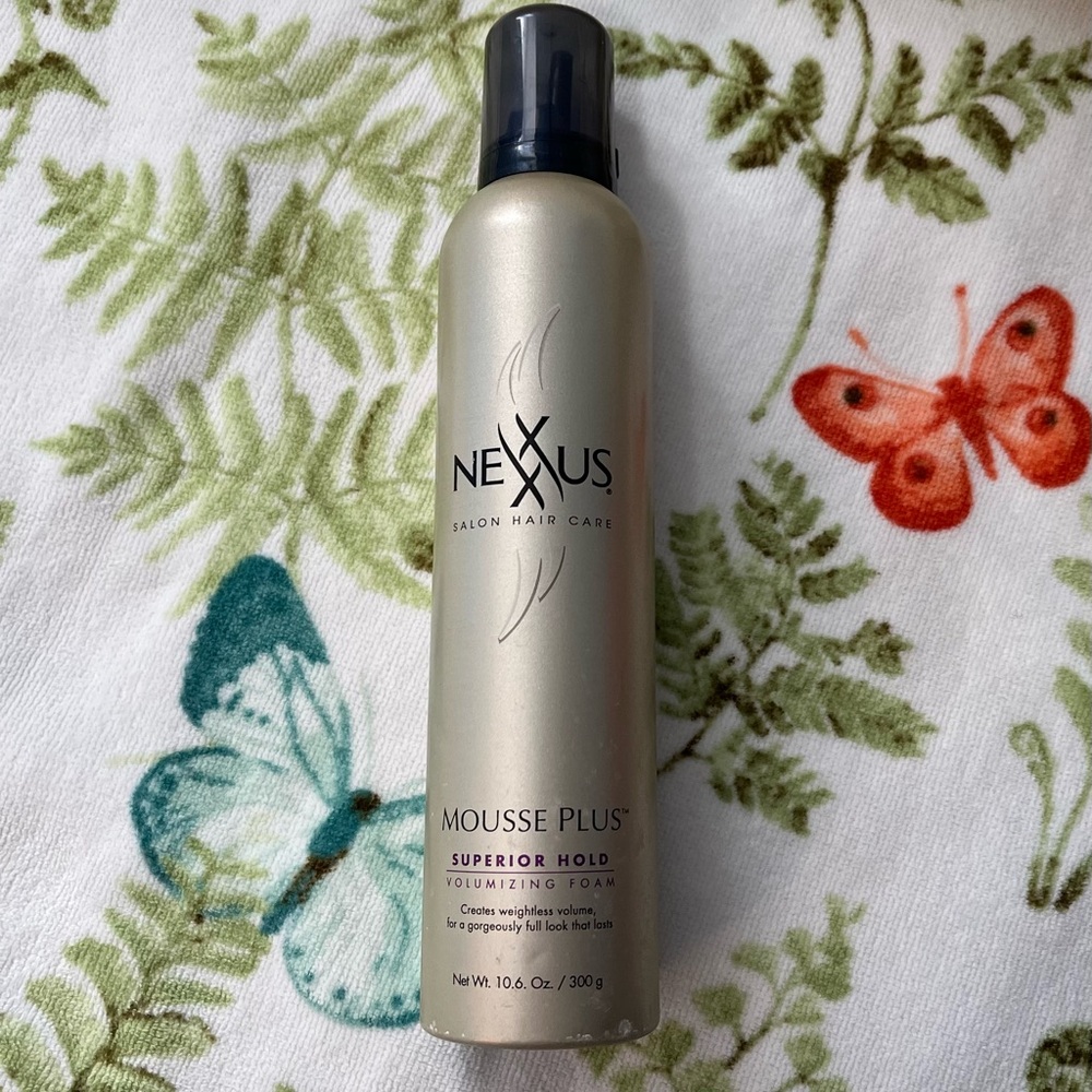 Discontinued-Nexxus Mousse Plus Superior Hold Volumizing Foam - Gold